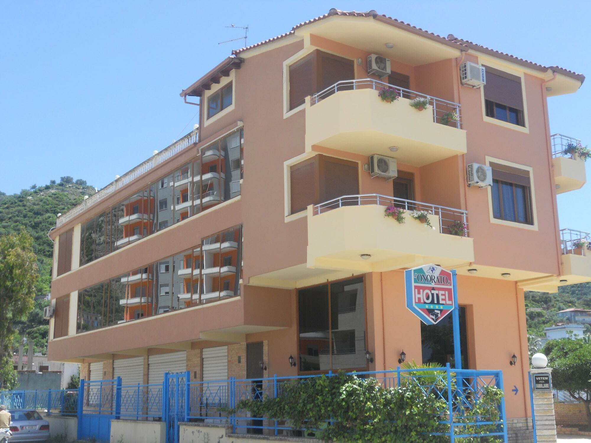 Onorato Hotel Vlorë Exterior foto